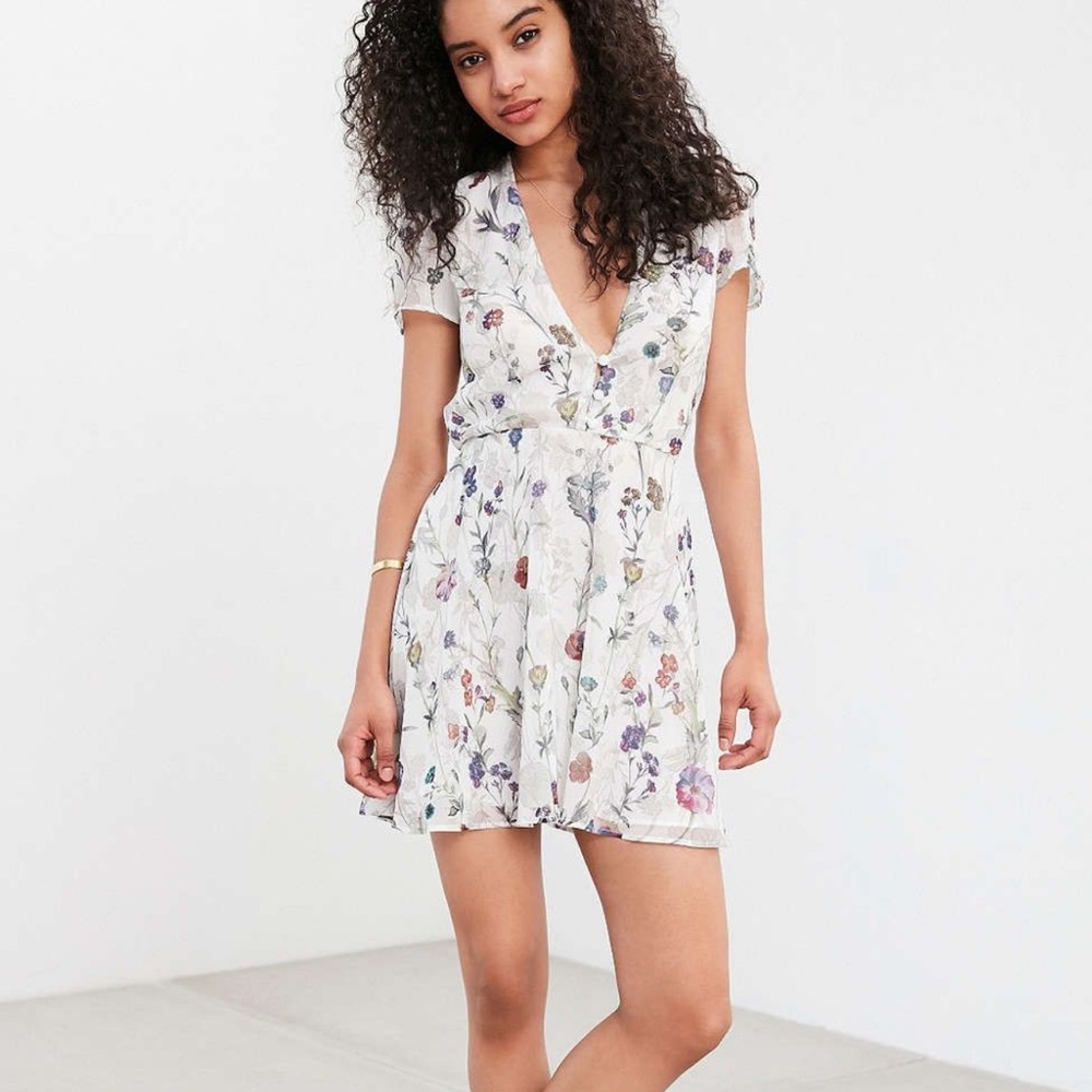 Oh My Love Floral Tea Mini Dress, Size Large